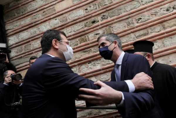 Ιμάμογλου – Στην Αθήνα ο δήμαρχος της Κωνσταντινούπολης – Θα συναντηθεί με Μητσοτάκη