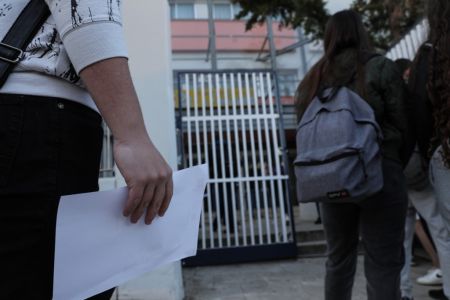 Θεσσαλονίκη – Δεν είμαι αρνητής δηλώνει ο πατέρας που συνελήφθη για το επεισόδιο στο σχολείο
