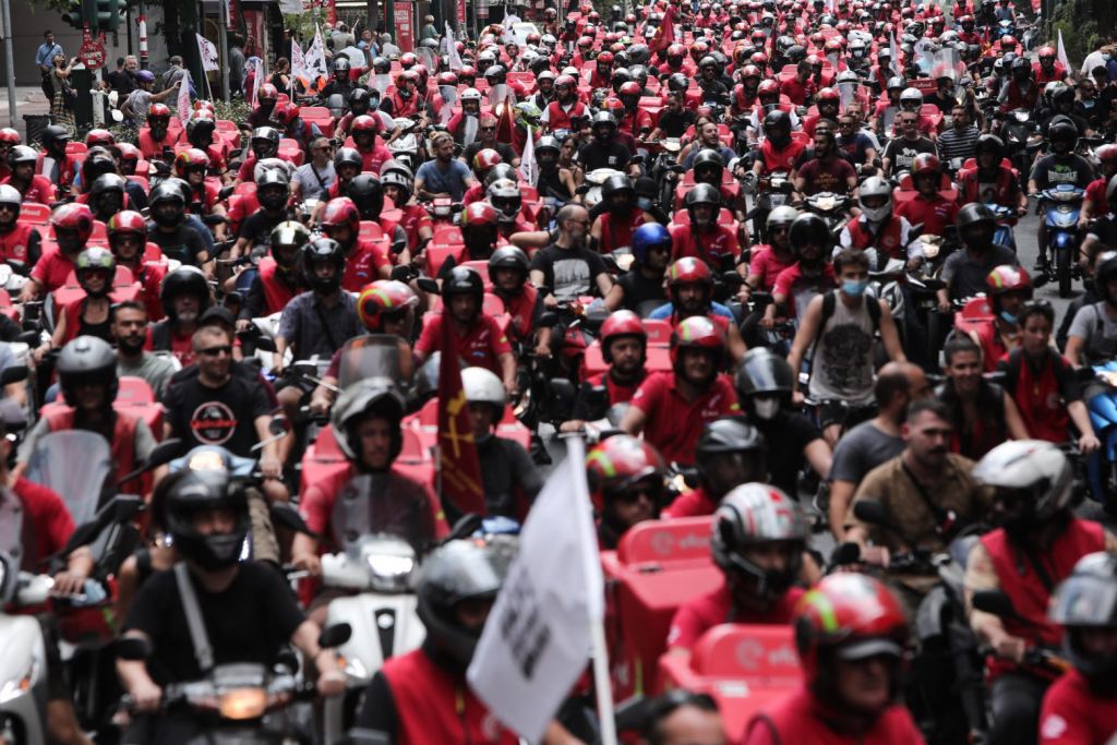 Το μήνυμα των διανομέων της efood