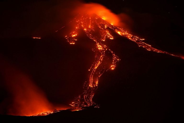 Αίτνα – Το πιο ενεργό ηφαίστειο της Ευρώπης – Αυτή είναι η ιστορία του | tovima.gr