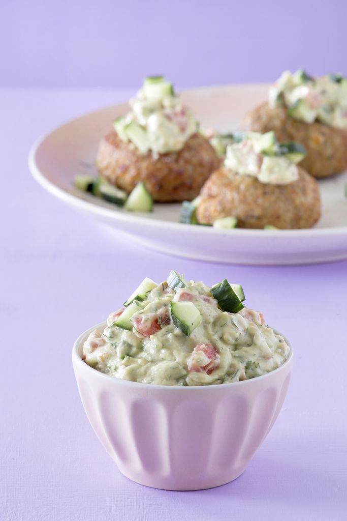 Σάλτσα με αβοκάντο, ντομάτα και μάραθο