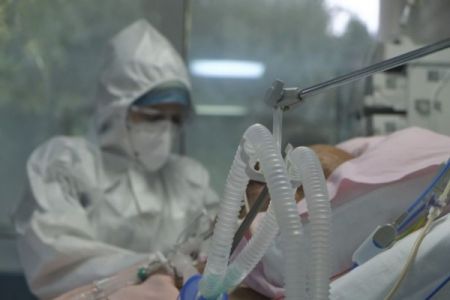 Καπραβέλος – Σχεδόν στο 100% η πληρότητα στις ΜΕΘ στη Βόρεια Ελλάδα – Ασθενείς αρνούνται να εμβολιαστούν
