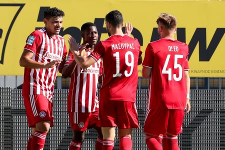 Θρύλος κορυφής με Τικίνιο – Μεγάλη νίκη των ερυθρόλευκων στην Τρίπολη (2-0)