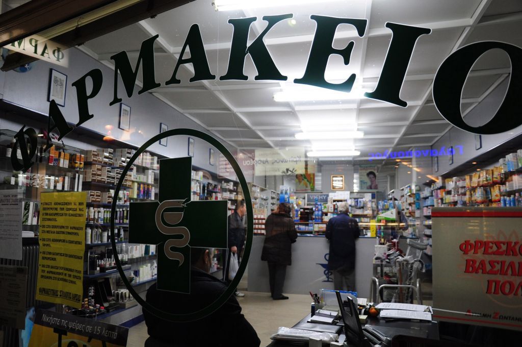 Θεμιστοκλέους για εμβολιασμούς – Μέσω φαρμακείων πάνω από το 50% των ραντεβού το τελευταίο 9μηνο