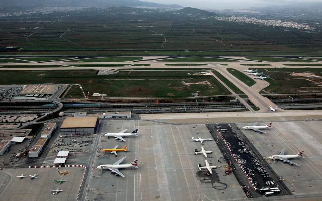 Αίσιο τέλος – Προσγειώθηκε με ασφάλεια το αεροσκάφος στο Ελ. Βενιζέλος | tovima.gr
