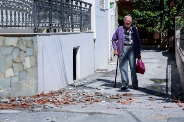 Σεισμός στην Κρήτη – Στήνονται σκηνές για 2.500 ανθρώπους που έμειναν άστεγοι – Σε κατάσταση έκτακτης ανάγκης η περιοχή