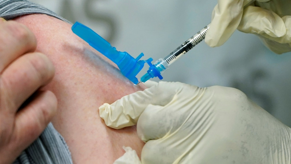 Θεμιστοκλέους – To 57,7% του γενικού πληθυσμού έχει εμβολιαστεί πλήρως