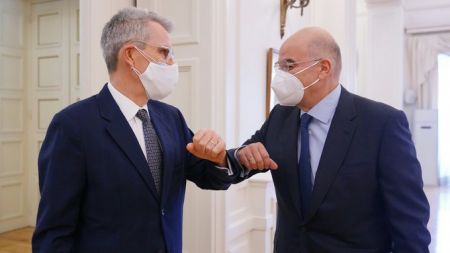 Τετ α τετ Δένδια – Πάιατ  –  Τι συζήτησαν