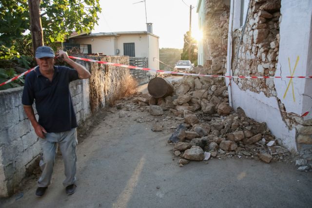 Σεισμός στην Κρήτη – «Σαν να βάζεις εκρηκτικά στα θεμέλια των κτιρίων» – Τι λέει ο καθηγητής Καρύδης