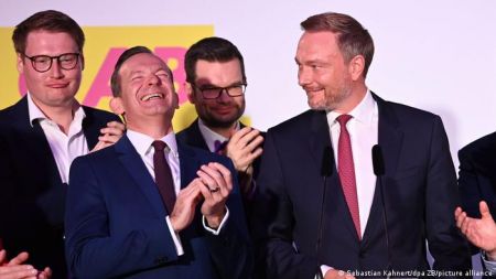Γερμανία – Το «κόμμα των πλουσίων» ρυθμιστής των μετεκλογικών εξελίξεων
