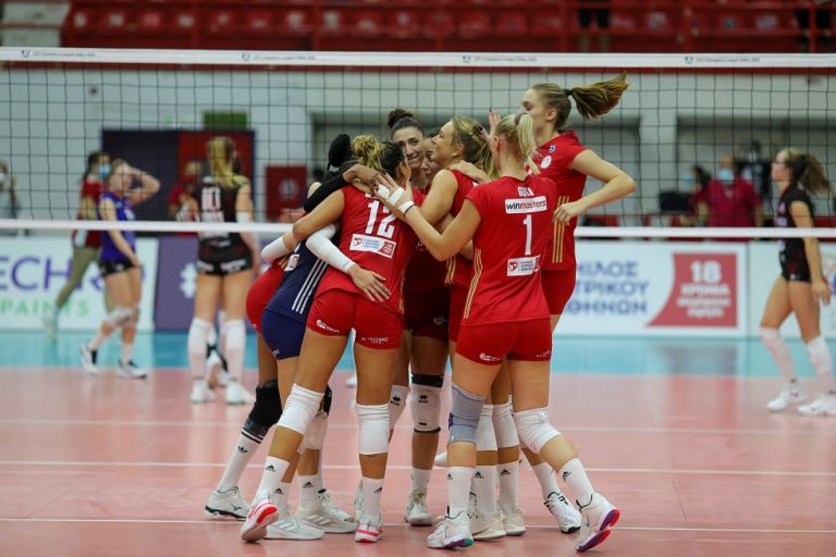 Θρυλικά κορίτσια – Νέα νίκη και πρόκριση του Ολυμπιακού (3-1 σετ) | tovima.gr