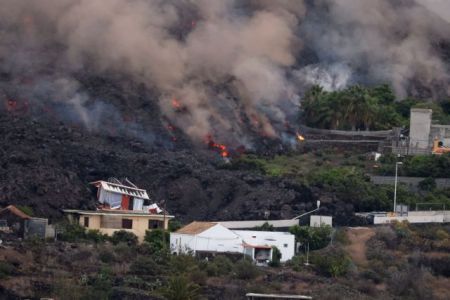 Ισπανία – 10,5 εκατ. ευρώ στους πληγέντες από την έκρηξη του ηφαιστείου