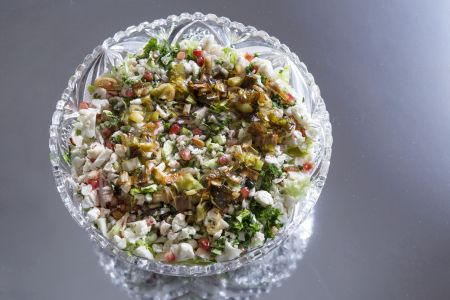 Κους κους κουνουπιδιού με άισμπεργκ και πράσα