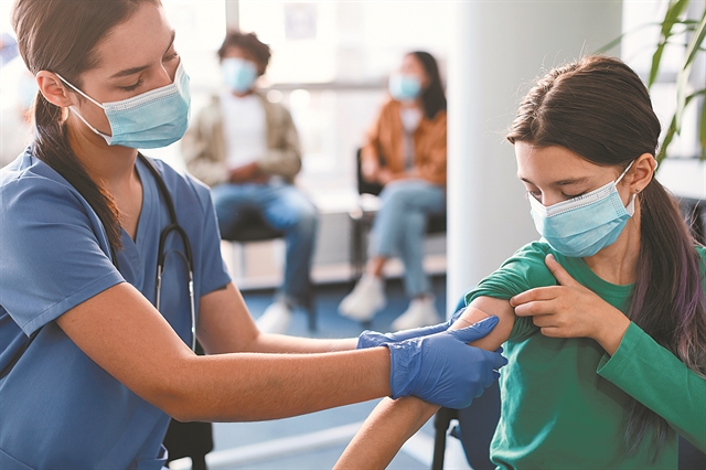 Εμβόλιο – κορωνοϊός – Ποια είναι τα ύποπτα συμπτώματα στα παιδιά | tovima.gr