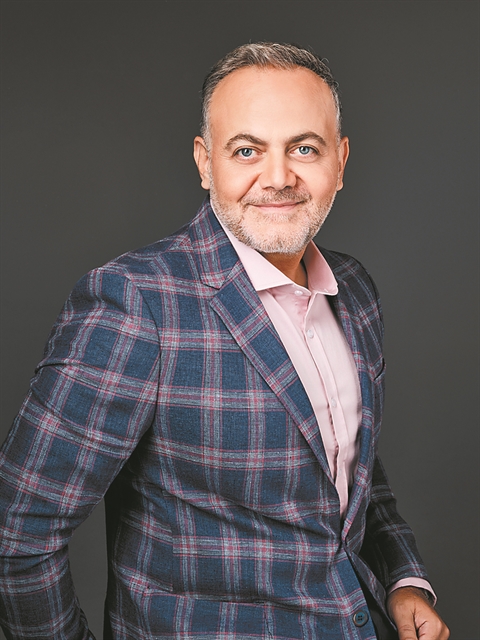 Συνεχίζονται οι πρεμιέρες στο Mega