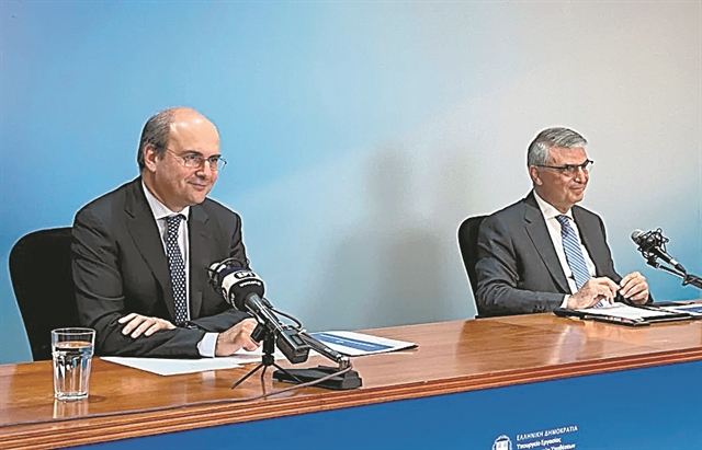 «Δεν θα αλλάξουν τα όρια ηλικίας»