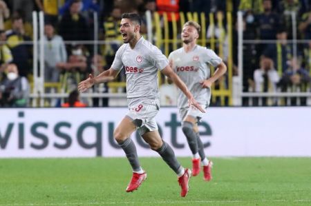 Παραμιλάει η Ευρώπη με Μασούρα – Κορυφαίος της αγωνιστικής στο Europa League