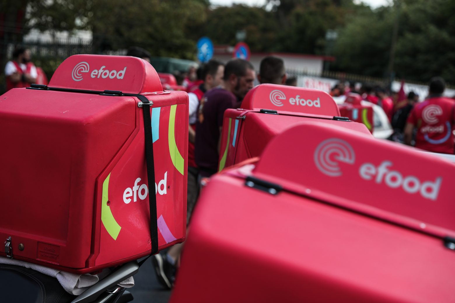 Efood – Ποια είναι η βαθμολογία του στο Google Play λίγες μέρες μετά τον σάλο με τις συμβάσεις;