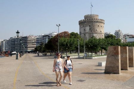 Κορωνοϊός – Αδειοι δρόμοι, γεμάτες ΜΕΘ στη Θεσσαλονίκη