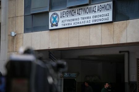 Σκληρή κριτική   του τομεάρχη του ΣΥΡΙΖΑ Χρήστου Σπίρτζη  για τους χειρισμούς στο Α.Τ. Ομονοίας