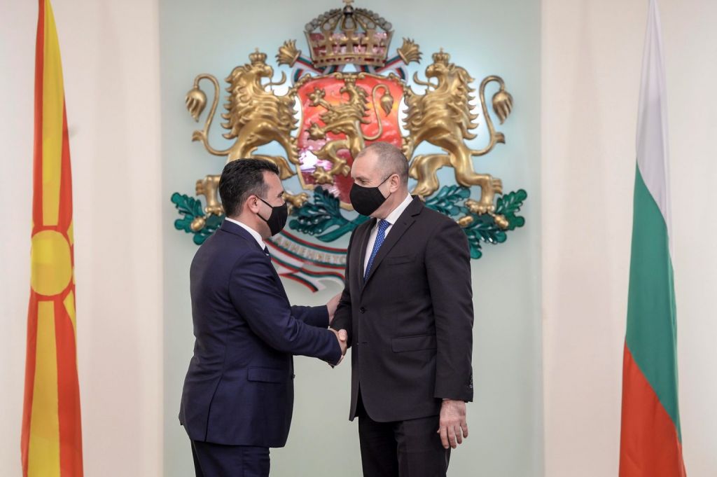 Μέρκελ – Συνάντηση με Ζάεφ, Ράντεφ και Μακρόν για το βουλγαρικό βέτο