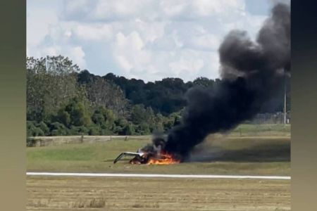 Γεωργία – Αεροπλάνο συνετρίβη και τυλίχτηκε στις φλόγες στο αεροδρόμιο – Δείτε βίντεο