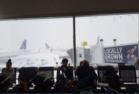 ΗΠΑ – Ανοίγουν τα σύνορα για τους εμβολιασμένους – Η προϋπόθεση