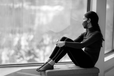 The Lancet – Εκτόξευση των ψυχικών διαταραχών λόγω πανδημίας – Ανησυχεί νέα μελέτη