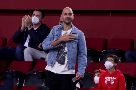 Ολυμπιακός – Η αποθέωση του Βασίλη Σπανούλη στο ΣΕΦ