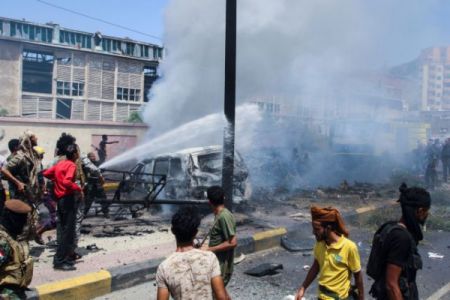 Υεμένη – Επίθεση σε αυτοκινητοπομπή αξιωματούχων – Tουλάχιστον 6 νεκροί