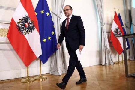 Αυστρία – Ορκίστηκε ο νέος καγκελάριος Αλεξάντερ Σάλενμπεργκ