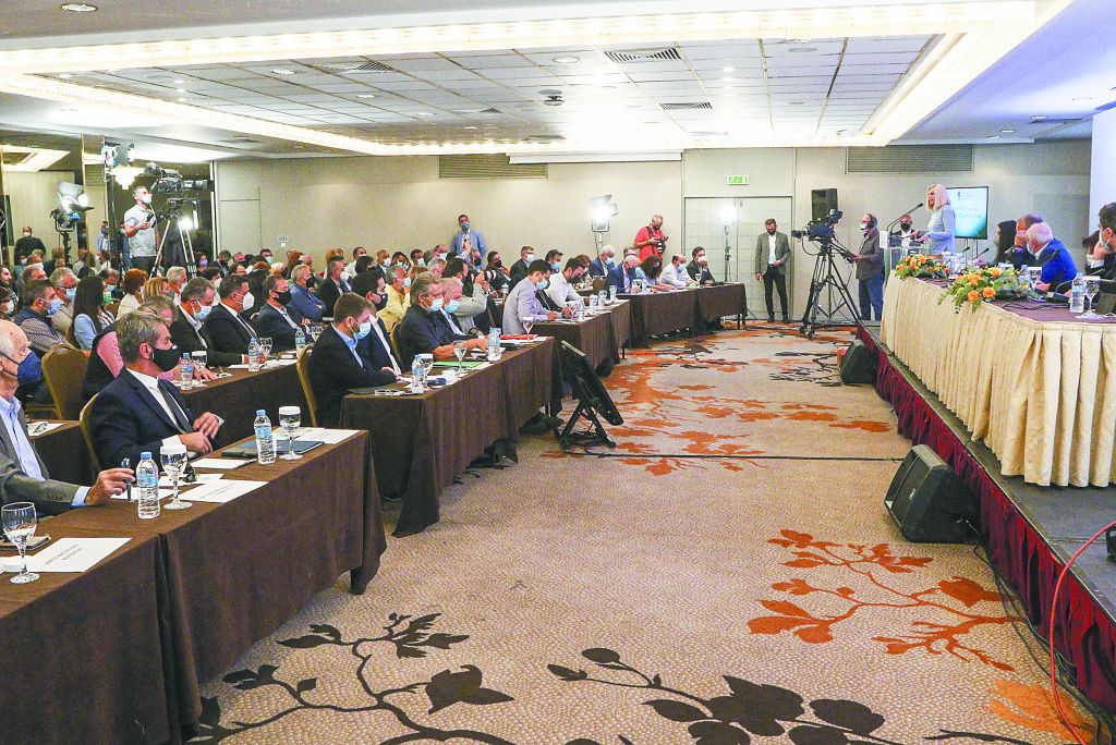 ΚΙΝΑΛ – Καταστατικά τερτίπια λίγο πριν από τις κάλπες