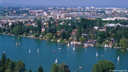 Αυστρία: Έτσι λειτουργεί η «πληρωμένη» δημοσιογραφία