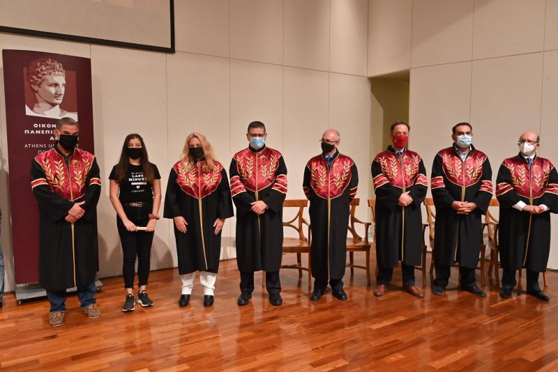 «Το Βήμα» και «Τα Νέα» επιβραβεύουν τους αριστούχους φοιτητές του ΟΠΑ