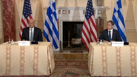 Όταν η Ελλάδα αντιμετωπίζει απειλή πολέμου