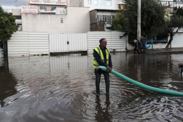 Κολωνός – Γιατί «πνίγηκε» η γειτονιά της Αθήνας