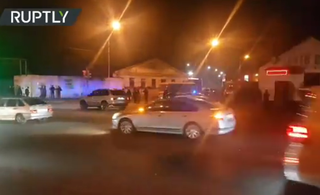 Ρωσία – Εκατοντάδες κρατούμενοι εξεγέρθηκαν σε φυλακή της πόλης Βλαντικαφκάζ