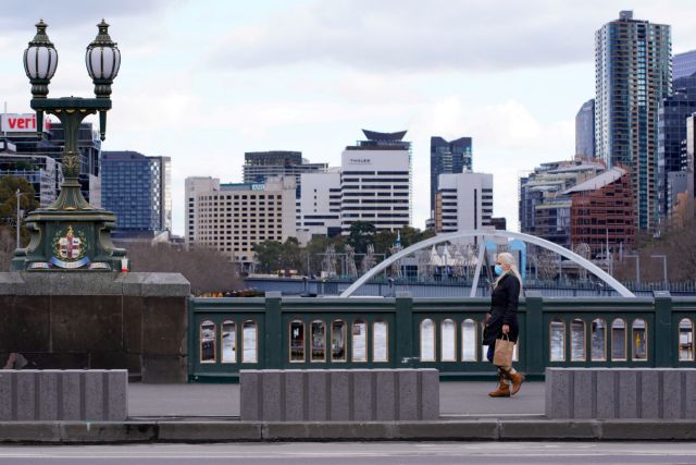 Μελβούρνη – Η πόλη με το μεγαλύτερο lockdown χαλαρώνει τα μέτρα