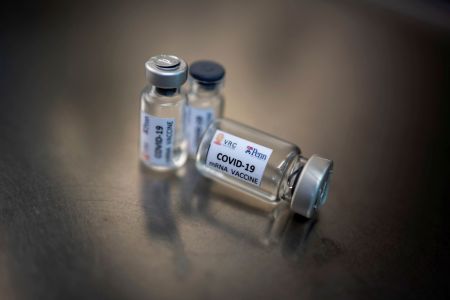 Μελέτη για τα εμβόλια mRNA – Πόσο μας προστατεύουν από νοσηλεία και βαριά νόσο