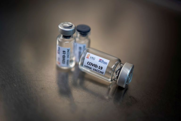 Μελέτη για τα εμβόλια mRNA – Πόσο μας προστατεύουν από νοσηλεία και βαριά νόσο | tovima.gr