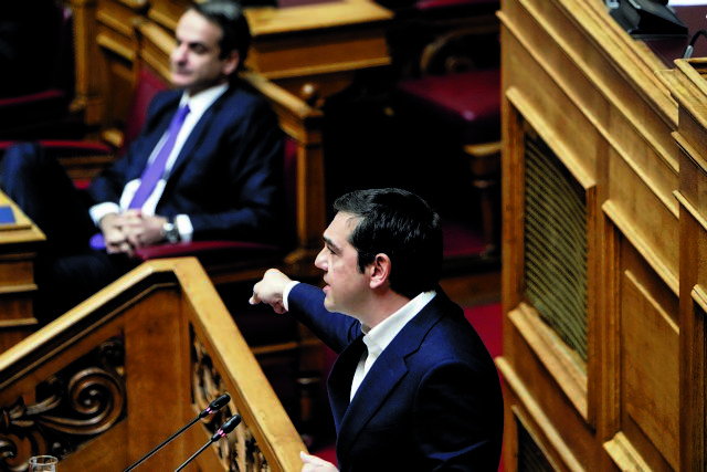 Βουλή – Σύγκρουση κορυφής για την πανδημία – Ο Μητσοτάκης απαντά στην επίκαιρη ερώτηση Τσίπρα