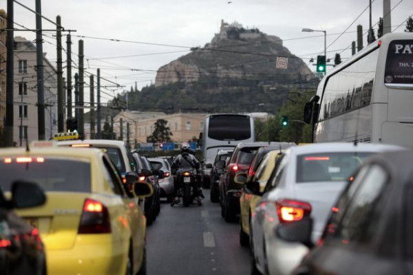 Κυκλοφοριακές ρυθμίσεις την Τρίτη – Ποιοι δρόμοι θα κλείσουν