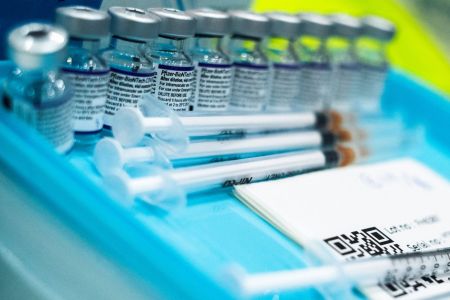Εμβόλιο – Γιατί οι αναμνηστικές δόσεις δεν τροποποιήθηκαν ώστε να στοχεύουν στη μετάλλαξη «Δέλτα»