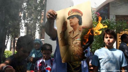 10 χρόνια από το θάνατο του Καντάφι