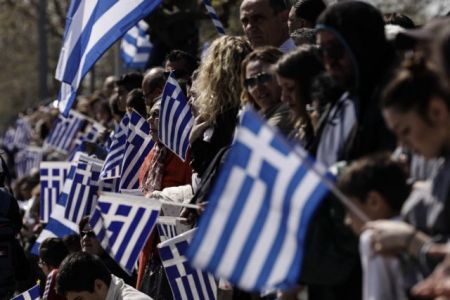 Παναγιωτόπουλος – Σχεδόν αυτοκτονικό να γίνουν μεγάλες παρελάσεις με κόσμο – Τελευταία έχουν δοθεί λάθος μηνύματα