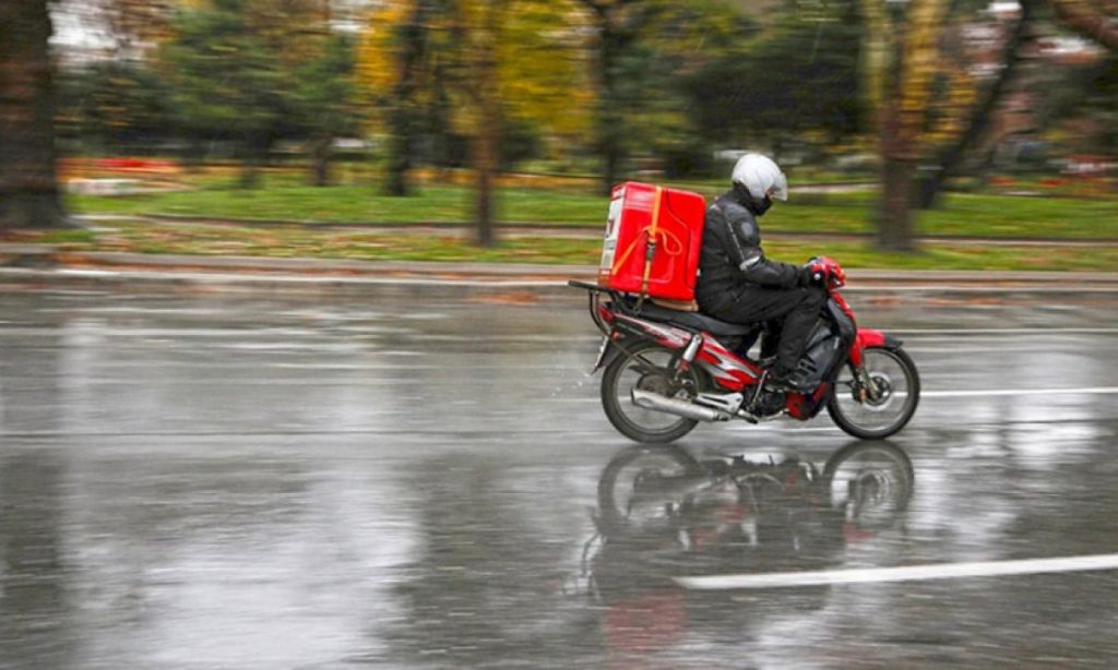 Τον έλεγαν Ανέες. Ηταν μόλις 18. Πέθανε μόνος