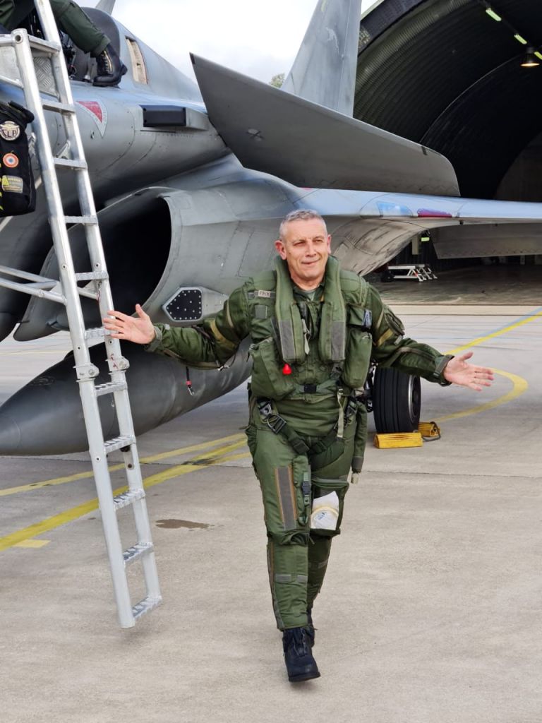 Φλώρος – Πέταξε με Rafale στη Γαλλία – Το δέος δεν περιγράφεται με λέξεις!