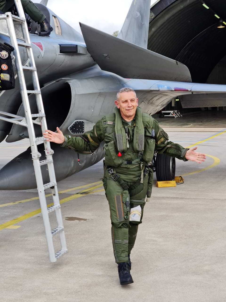 Φλώρος – Πέταξε με Rafale στη Γαλλία – Το δέος δεν περιγράφεται με λέξεις!