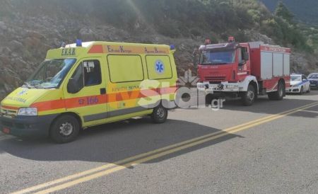 Λιβαδειά – Αυτοκίνητο έπεσε σε γκρεμό 60 μέτρων – Βίντεο σοκ