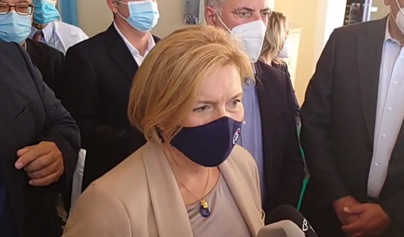 Μίνα Γκάγκα – Μεγαλύτερα οικονομικά κίνητρα στους υγειονομικούς για να εμβολιαστούν